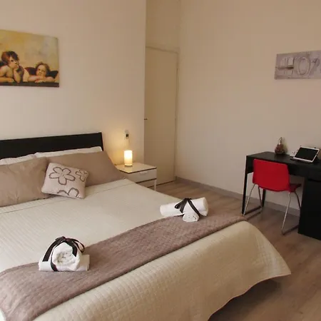 Appian Homes 公寓 *